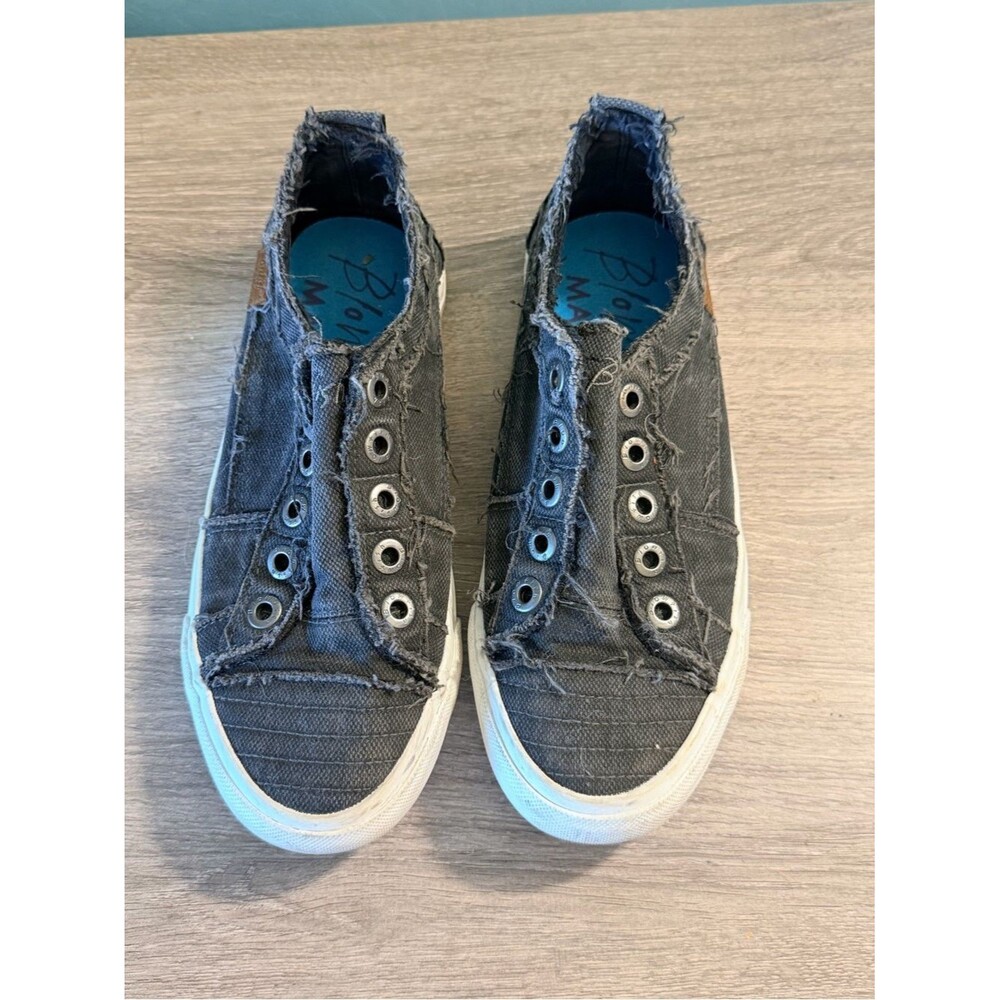 Blowfish Malibu Women’s Size 7 Gray Distressed Canvas Slip On Sneakers Laceless
